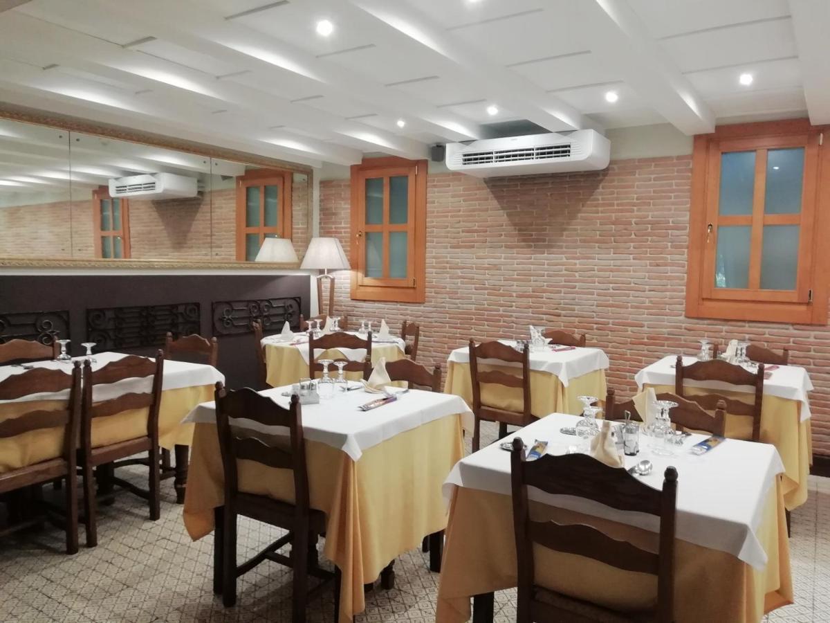 Albergo Ristorante Leon d'Oro Este Extérieur photo