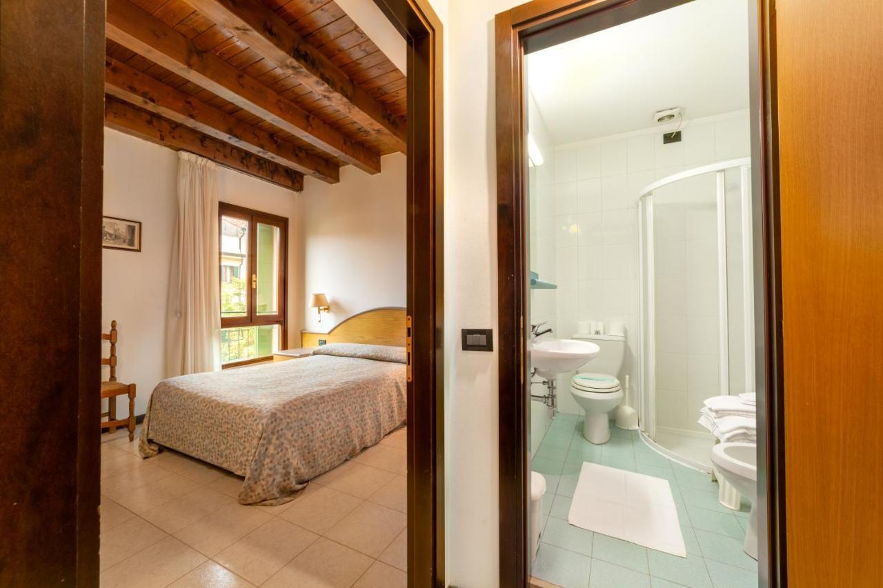 Albergo Ristorante Leon d'Oro Este Extérieur photo